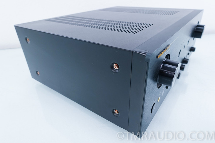 Marantz PM7200 Integrated Amplifier; PM7200/U1B