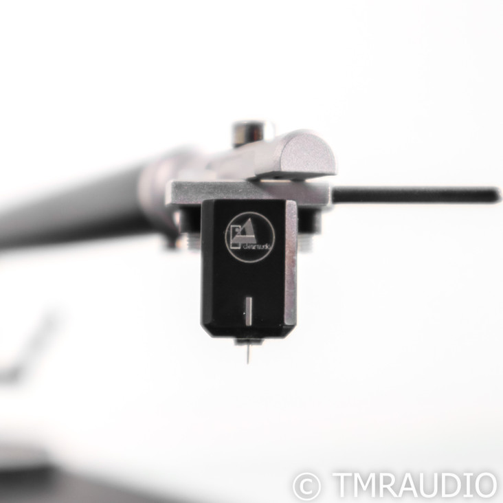 Clearaudio Concept Belt Drive Turntable