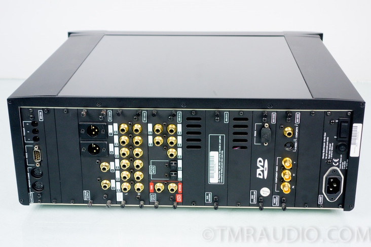 Meridian 800 v.2 CD / DVD Player / Transport / Preamplifier in Factory Box