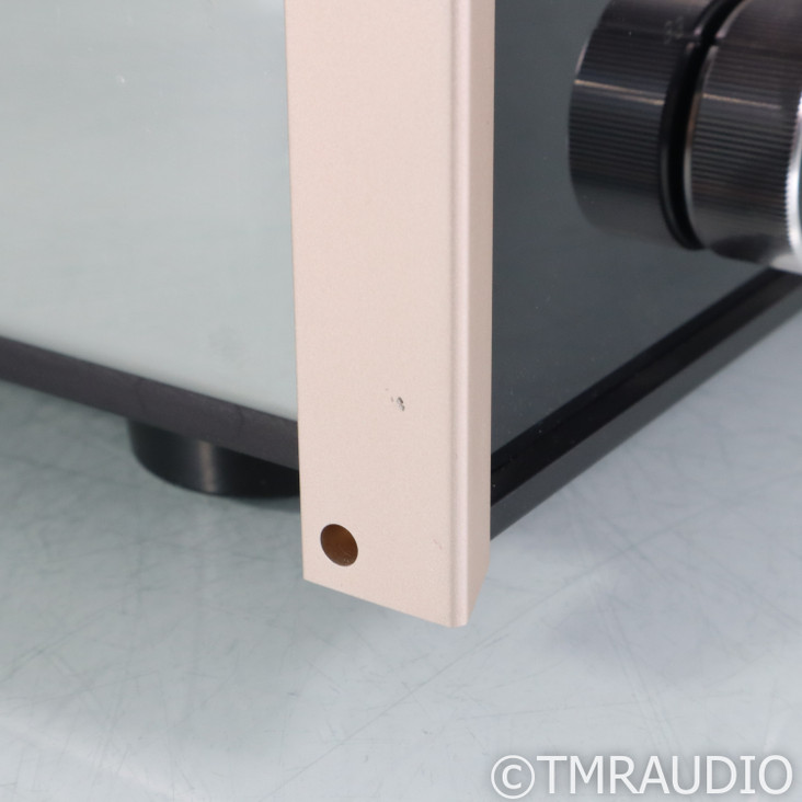 McIntosh MT5 Belt Drive Turntable; Hana EH MC Cartridge