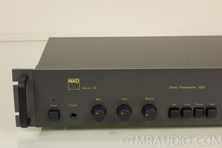 NAD 1020 Vintage Stereo Preamplifier / Preamp