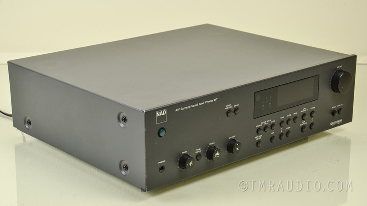 NAD 917 Stereo Preamplifier / Preamp