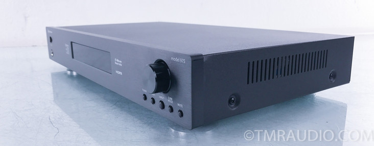 Outlaw 975 7.1 Channel Preamplifier / Processor