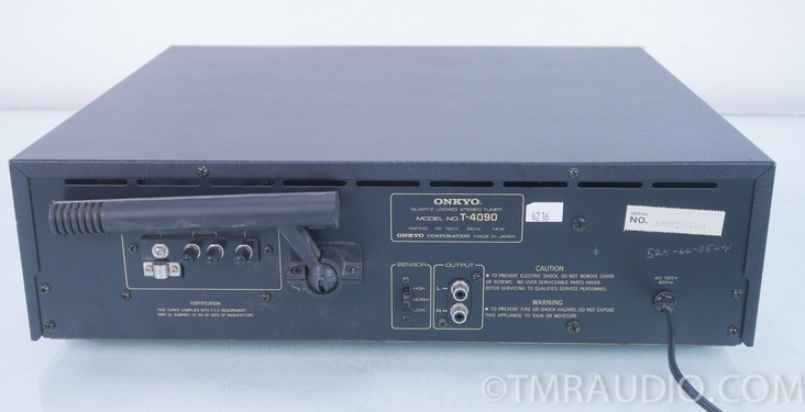 Onkyo T-4090 Vintage AM / FM Tuner