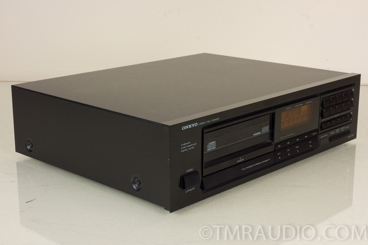 Onkyo DX-C400 6 Disc CD Changer