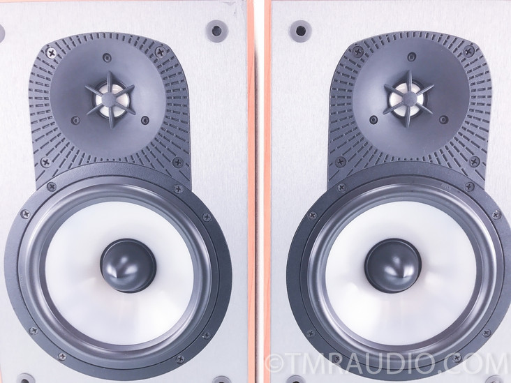 Paradigm Monitor 5 v.4 Bookshelf Speakers; Pair