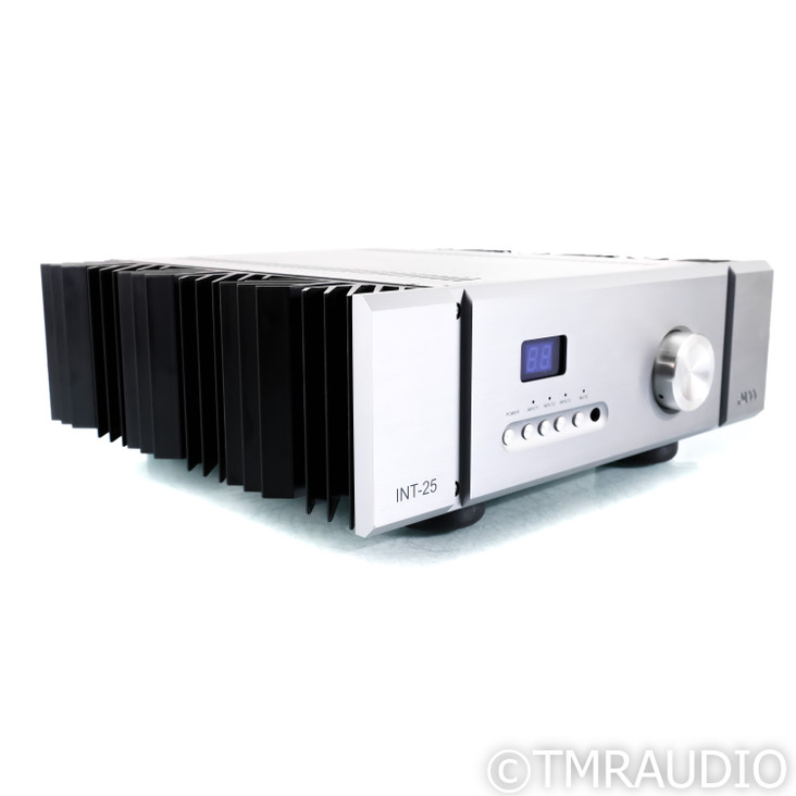 Pass Labs INT-25 Stereo Integrated Amplifier (1/3)
