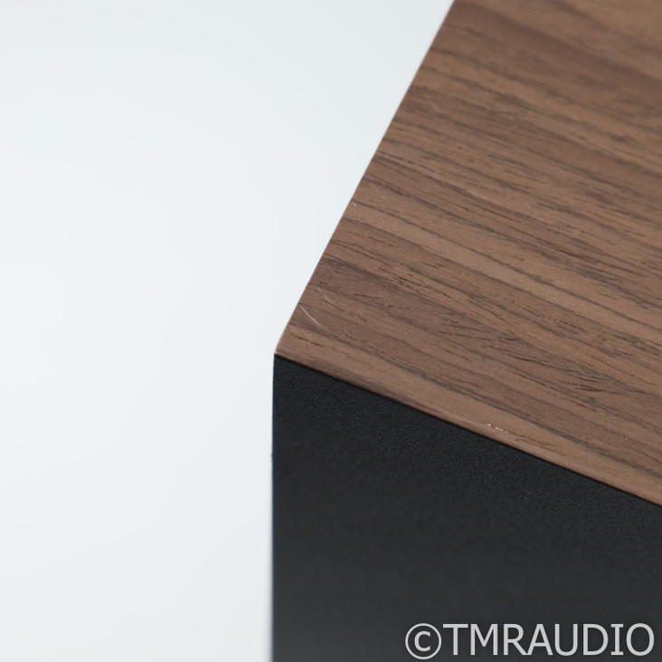 JBL L82 Classic Bookshelf Speakers; American Walnut Pair