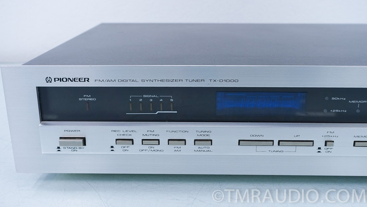 Pioneer TX-D1000 Vintage AM / FM Tuner