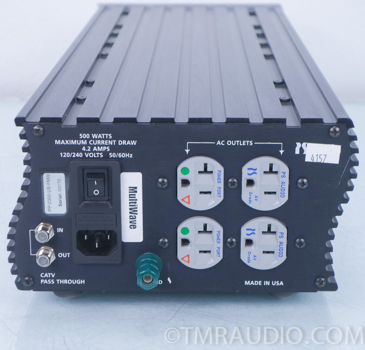 PS Audio P300 Power Plant; Power Regenerator