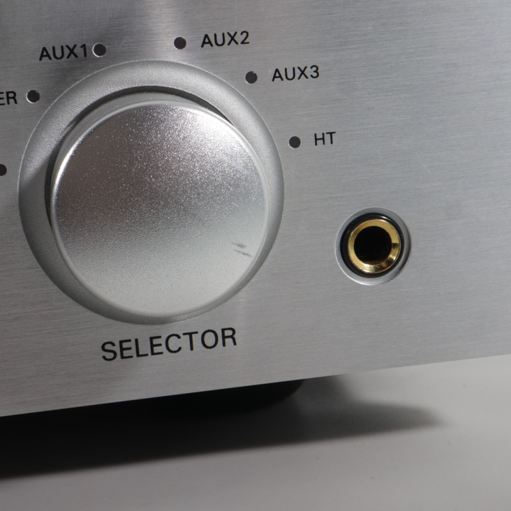 PrimaLuna DiaLogue Premium HP Stereo Integrated Tube Amplifier