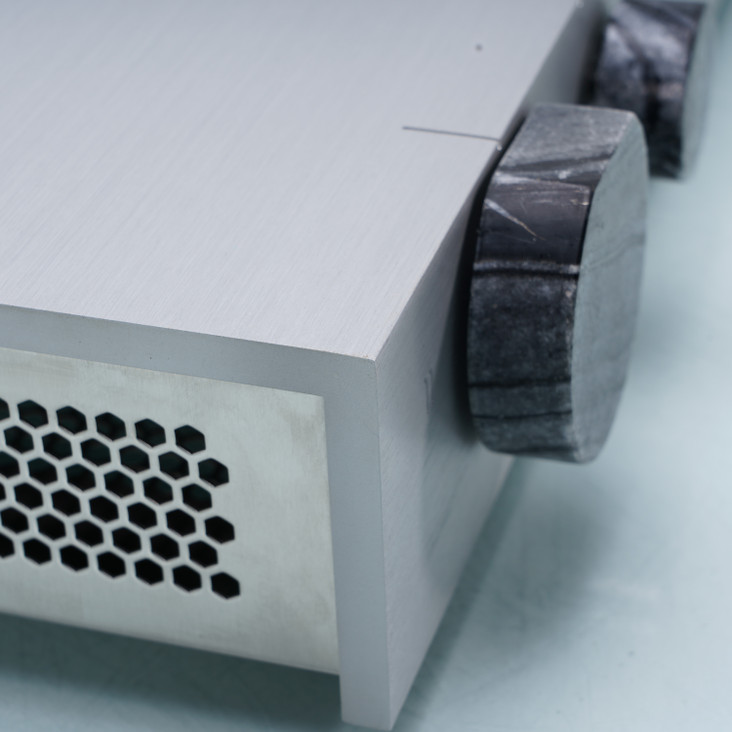 Heaven 11 Billie MK2 Stereo Tube Hybrid Integrated Amplifier; MM Phono