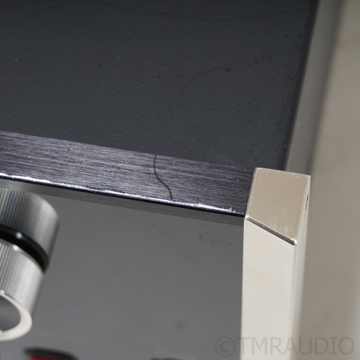 McIntosh MR85 AM / FM Tuner