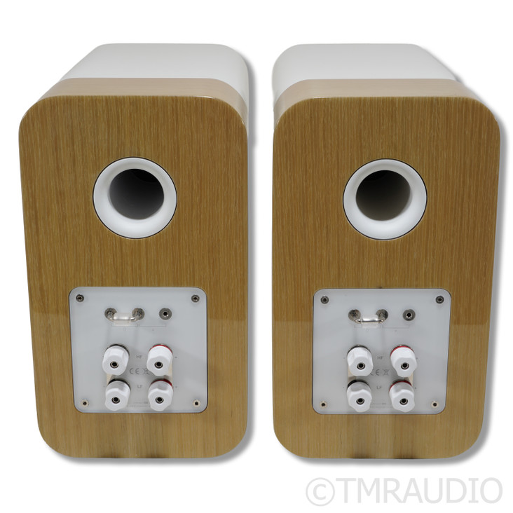 Q Acoustics Concept 300 Bookshelf Speakers; White Pair (No Grills)