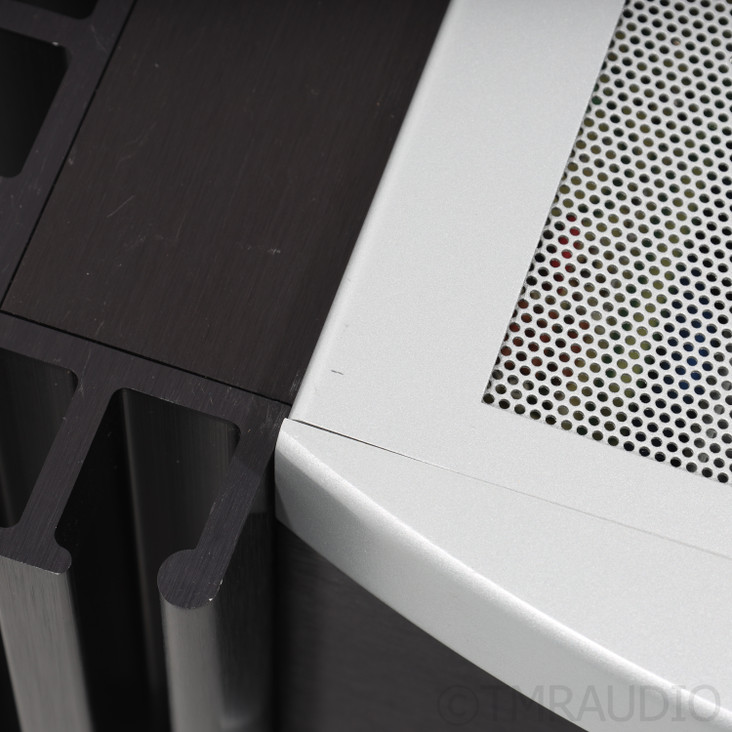 Mark Levinson No. 335 Stereo Power Amplifier