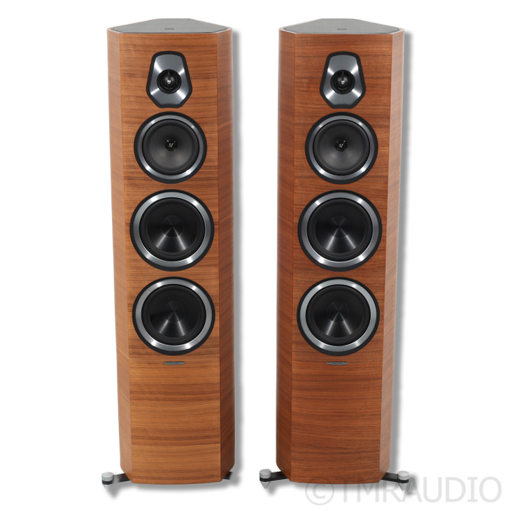 Sonus Faber Sonetto V Floorstanding Speakers; Walnut Pair
