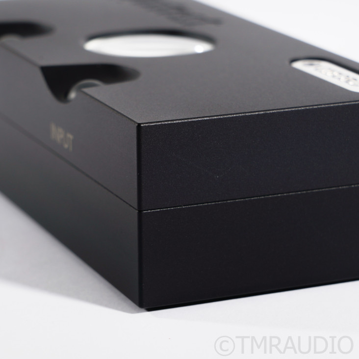 Chord Electronics Qutest DAC; D/A Converter; w/ sBooster BOTW Linear Power Supply