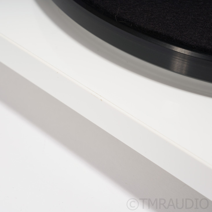 Rega Planar 3 Turntable w/ Elys 2 MM Phono Cartridge