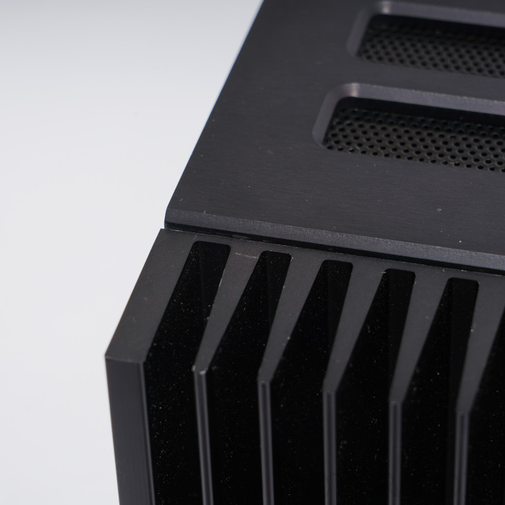 Circle Labs M200 Stereo / Mono Hybrid Power Amplifier