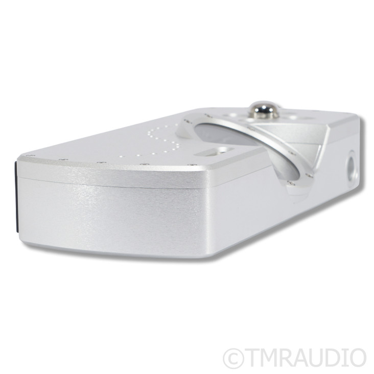 Chord Electronics DAVE DAC / Headphone Amplifier; D/A Converter