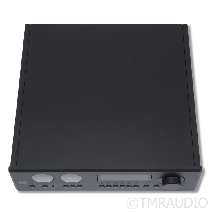 T+A DAC 200 D/A Converter