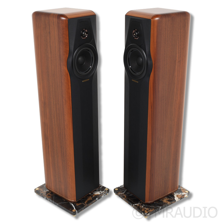 Sonus Faber Maxima Amator Floorstanding Speakers; Walnut Pair