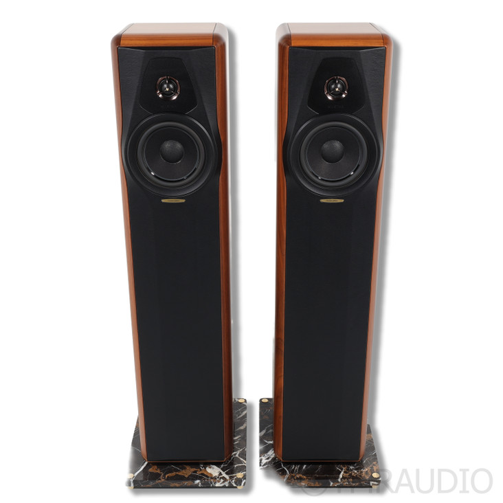 Sonus Faber Maxima Amator Floorstanding Speakers; Walnut Pair