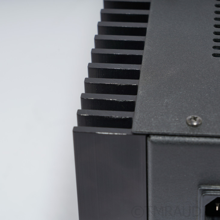 McCormack Audio DNA-225 Stereo Power Amplifier