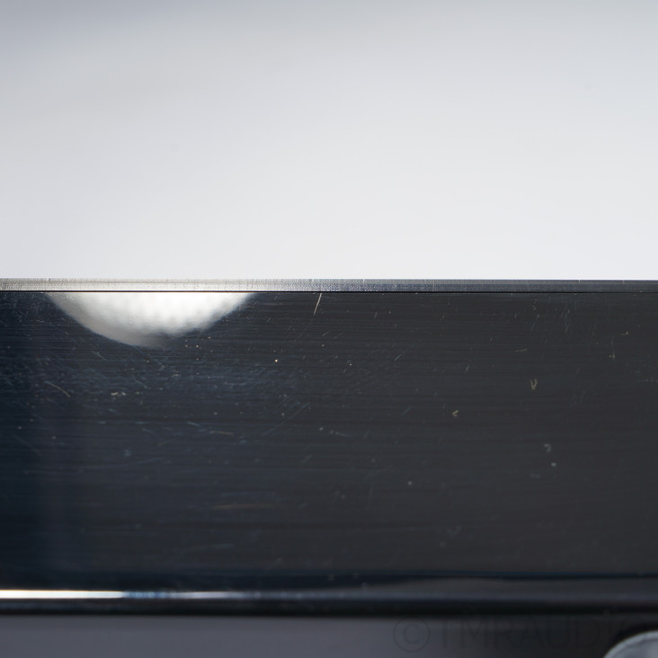 Synergistic Research PowerCell 6 SE Power Conditioner w/ Tesla Series Power Cable