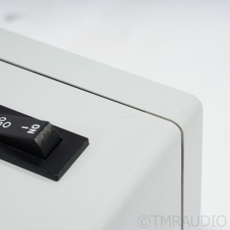 Audience aR2p AC Power Line Conditioner; (Open Box)