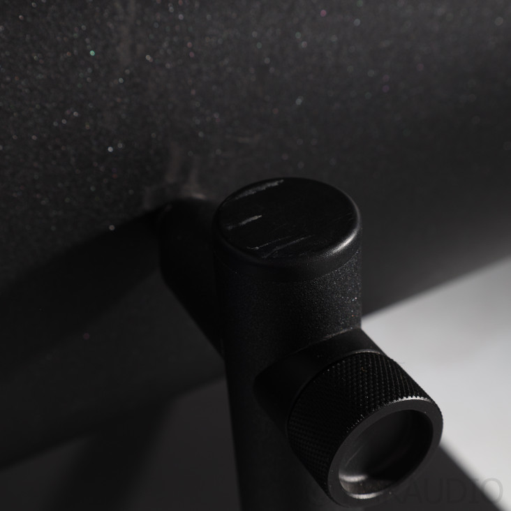 Avantgarde Duo Grosso Hybrid Floorstanding Speakers; Sapphire Burma Blue Pair