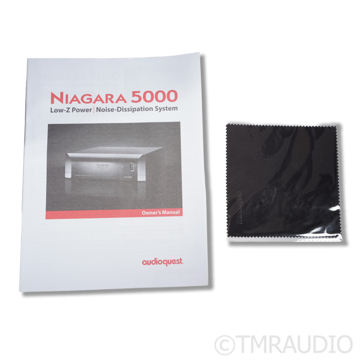 AudioQuest Niagara 5000 Power Conditioner (1/1)