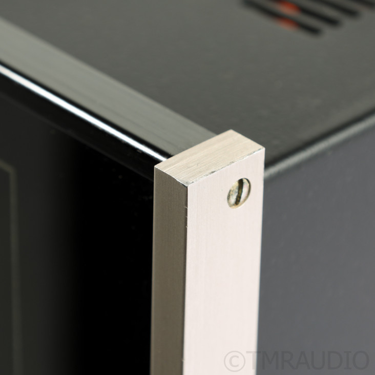 McIntosh MC300 Stereo Power Amplifier