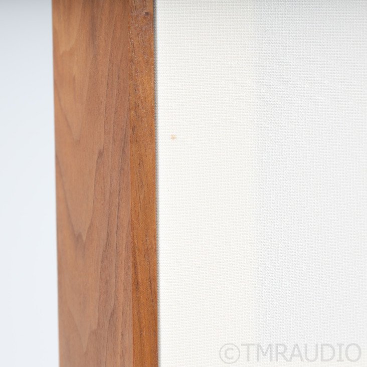 Stillpoints Aperature II Stands & Panels