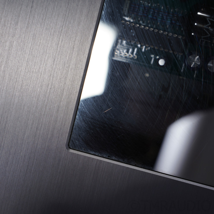 AVM EVOLUTION A5.2 Hybrid Stereo Integrated Amplifier