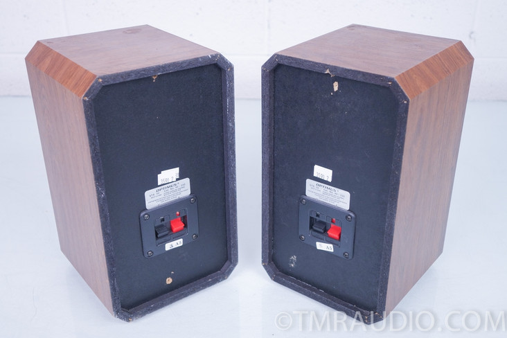 Realistic Optimus STS 50 Vintage Bookshelf Speakers