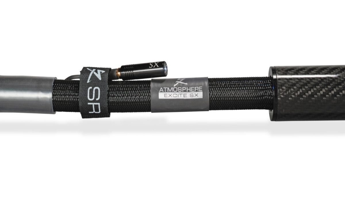 Synergistic_Research_Excite_SX_AC_Black_Active_Bullet