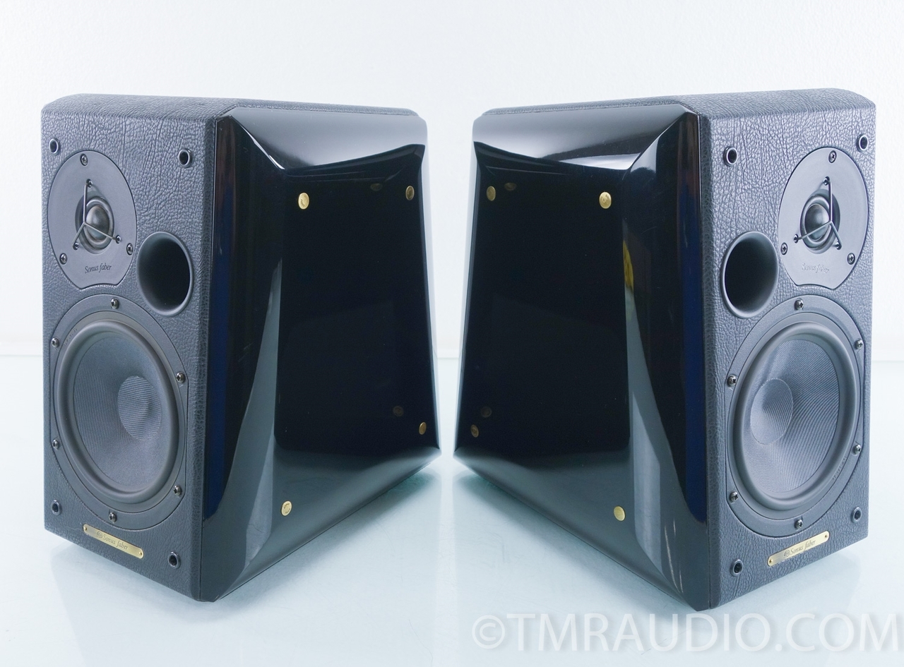 Sonus Faber Concerto Bookshelf Speakers; Pair - The Music Room