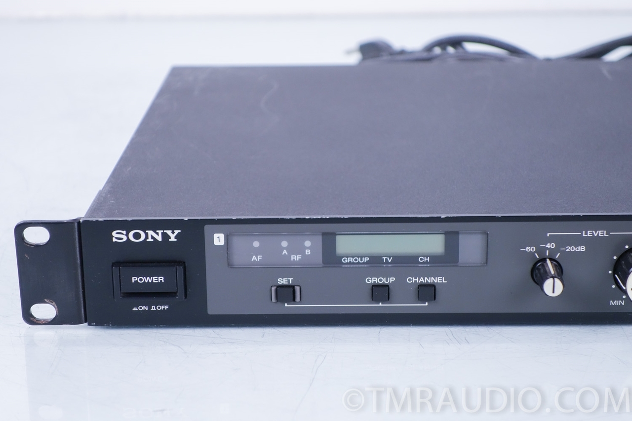配信機器・PA機器・レコーディング機器 SONY UHF SYNTHESIZED TUNER