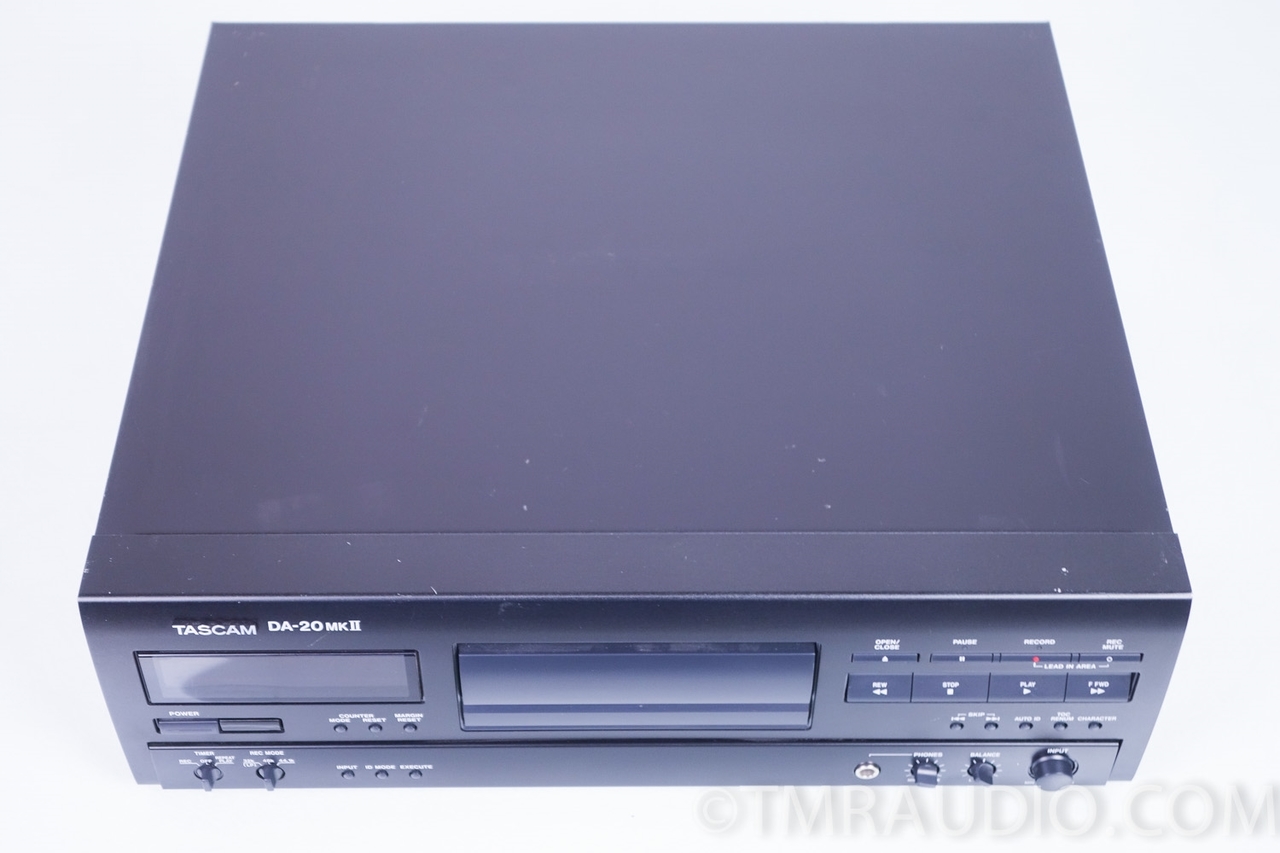 その他 TASCAM DAT VINTAGE TASCAM DA-20 MKII DAT Recorder (With Remote