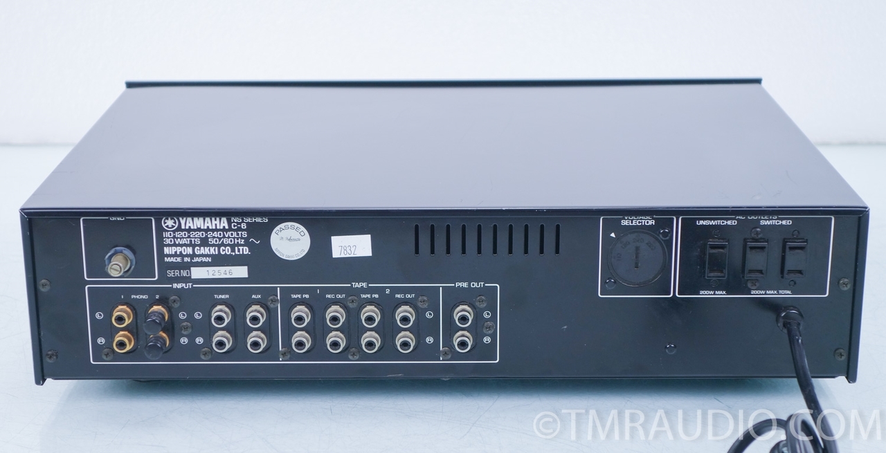 Yamaha C-6 プリアンプ Yamaha C-6 Stereo Preamplifier; Preamp - The Music Room