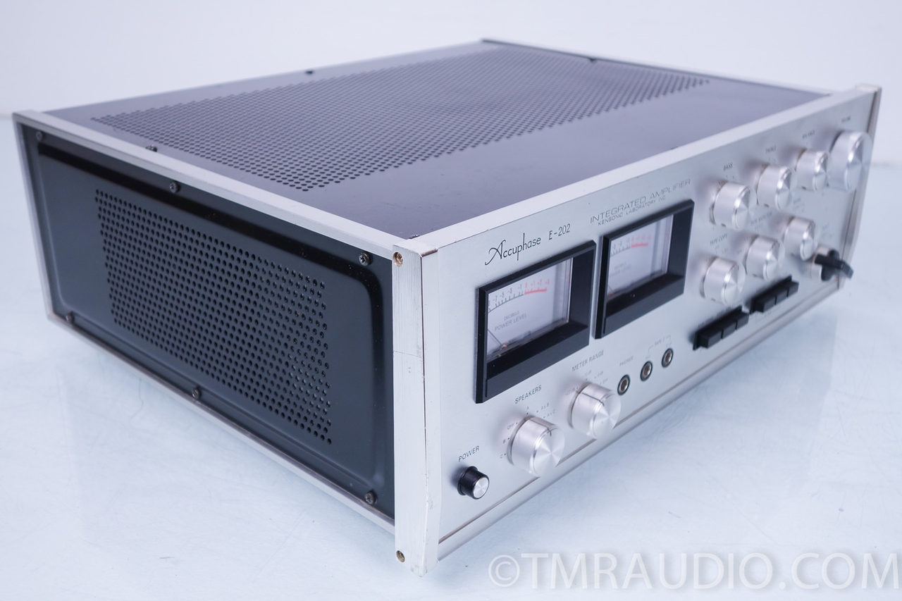 Accuphase E-202 Vintage Stereo Integrated Amplifier; Just