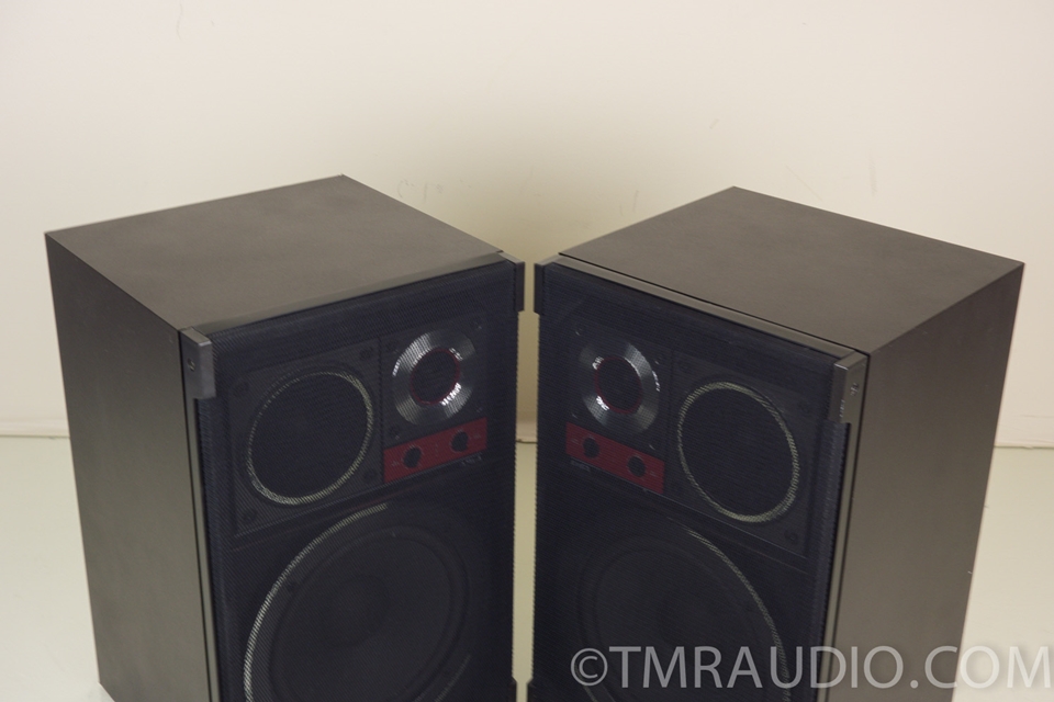 Aiwa SX-12 3-way Acoustic Suspension Speakers in Factory Box