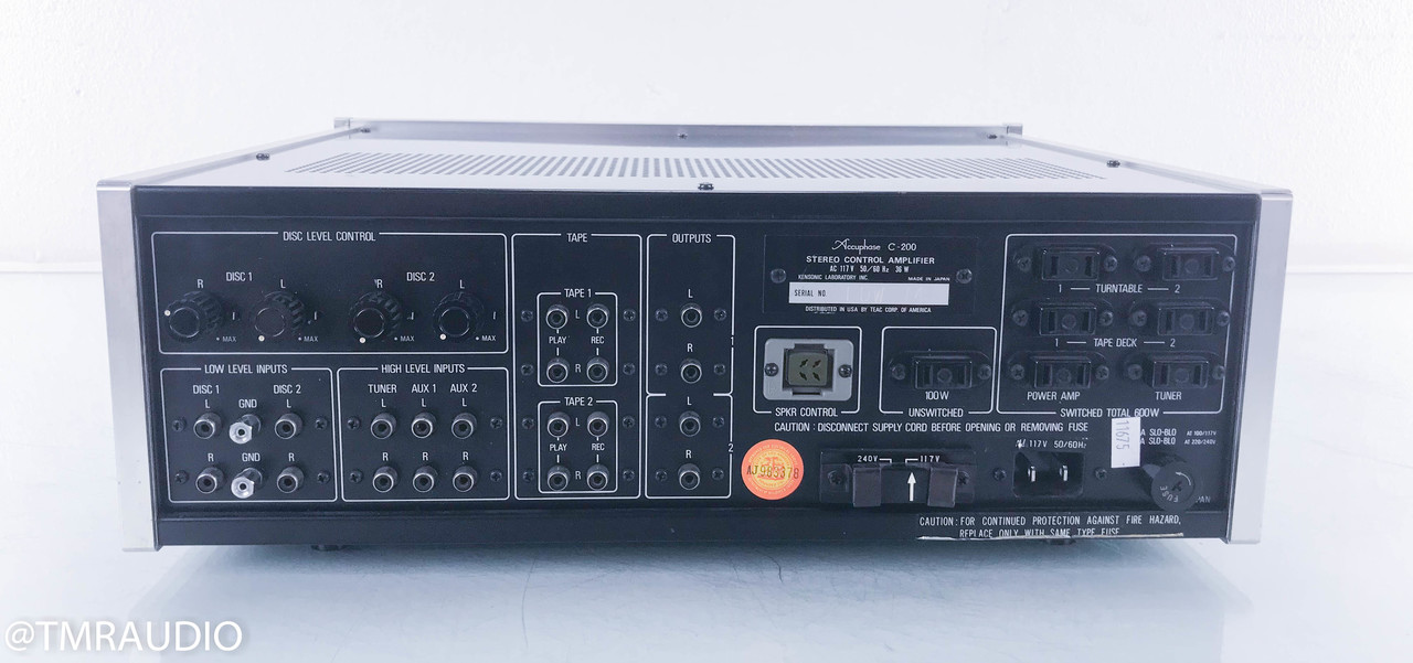 Accuphase C-200 Vintage Stereo Preamplifier