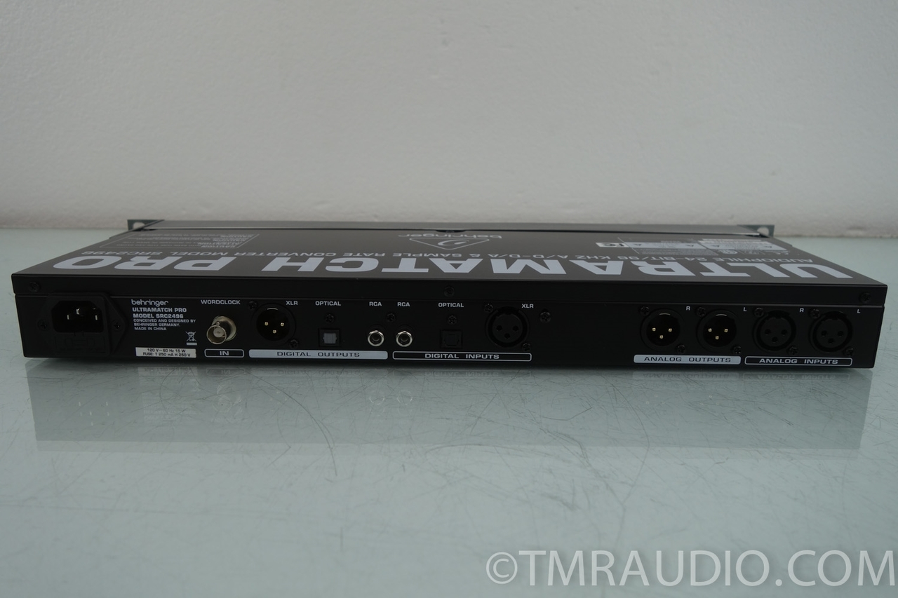 Behringer Ultramatch Pro SRC2496 A/D-D/A & Sample Rate Converter