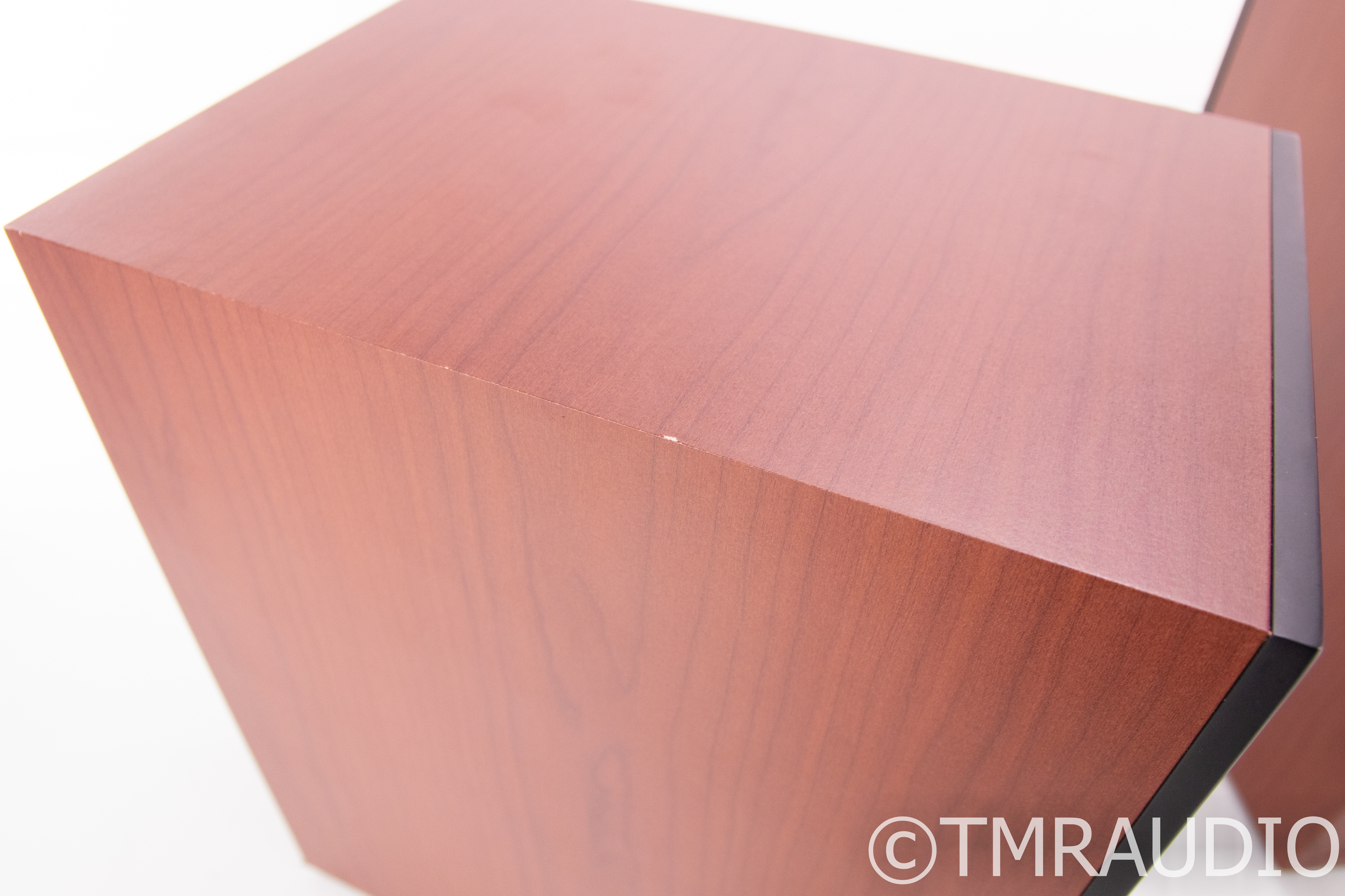 KEF Q300 Bookshelf Speakers; Rosewood Pair - The Music Room