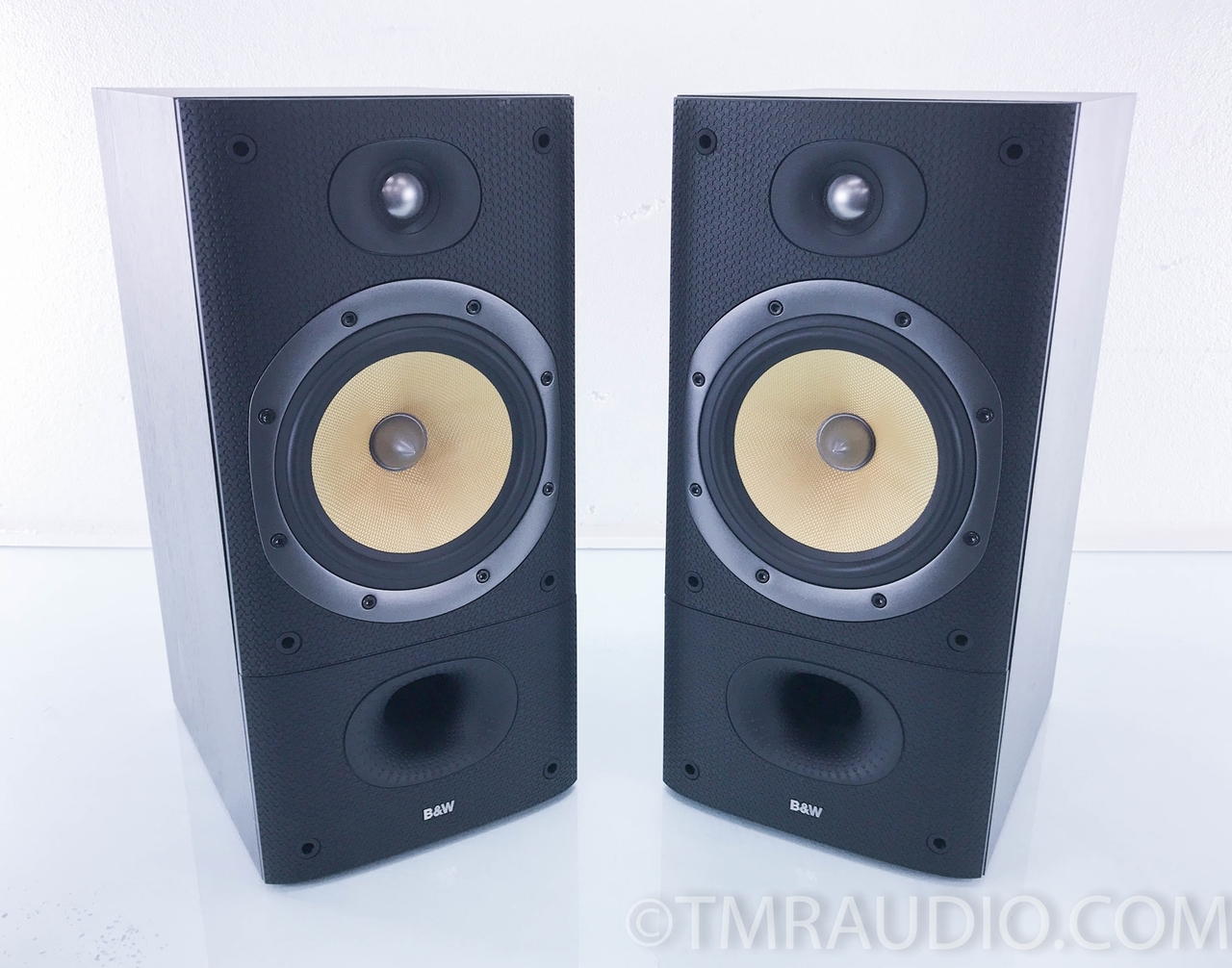 B&W DM602 S3 Bookshelf Speakers; Pair; Series 3 - The Music Room