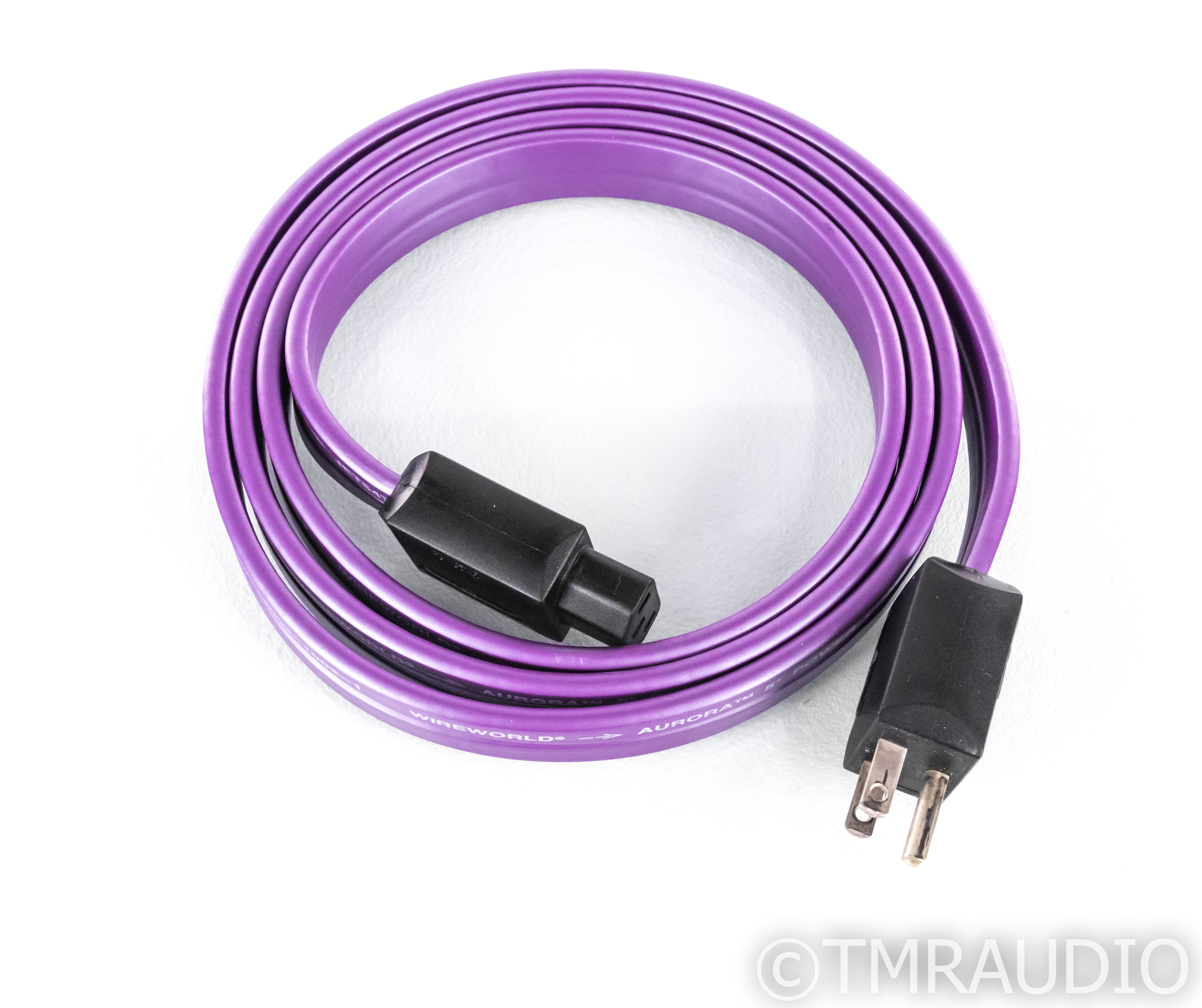 Wireworld Aurora 5.2 Power Cable; 2m AC Cord - The Music Room