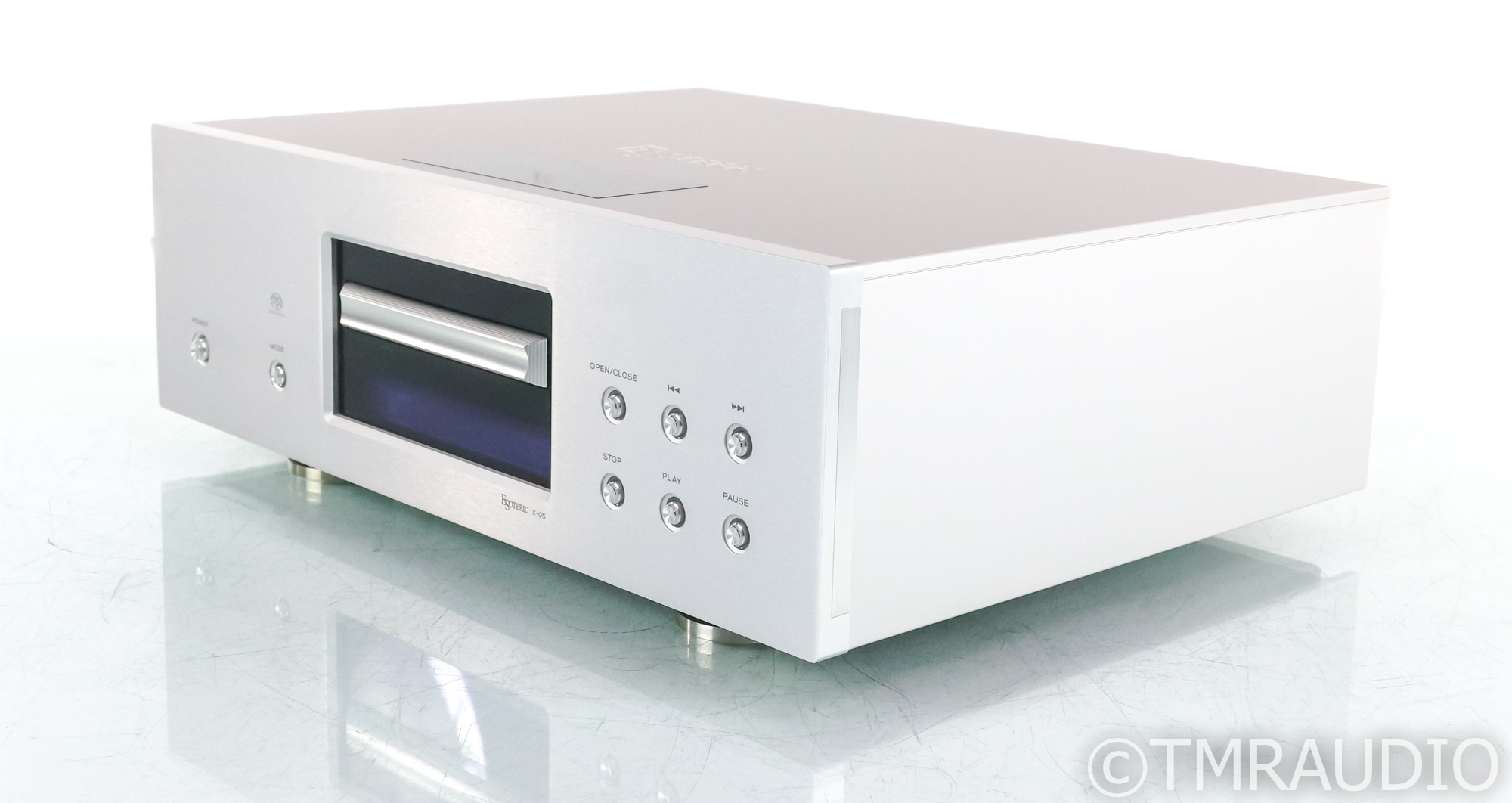 Esoteric X-05 CD / SACD Player; X05; Silver; Remote - The