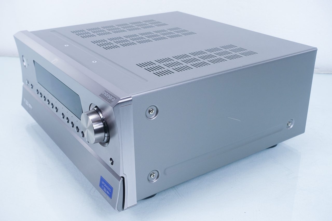 RESEARCH Integra RDC-7.1 ジャンク　アンプ Integra RDC-7 7.1 Preamplifier / Processor in Factory Box